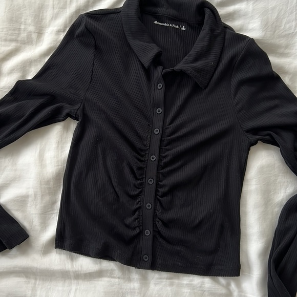 Abercrombie long sleeve - Picture 5 of 5